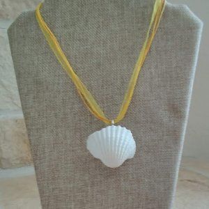 Real Shell Necklace- NEW